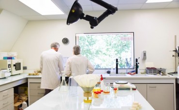 Comment choisir une huile essentielle de qualité ? 